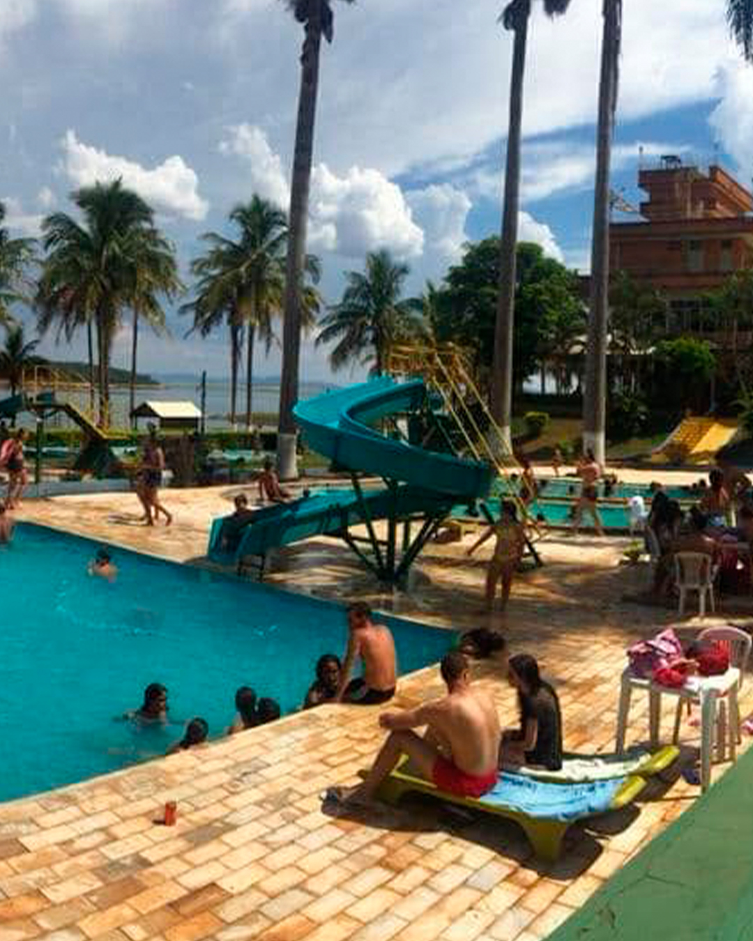 Resort em atividade 5